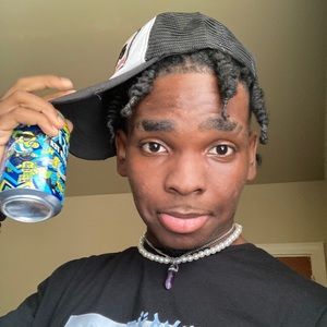 Meet your Posher, Jesaiah